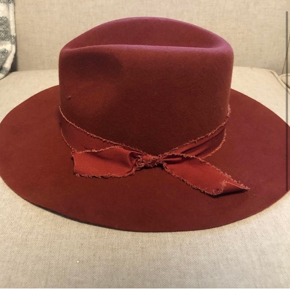 Gigi Pip Hannah Felt Fedora hat in rust - Picture 2 of 4